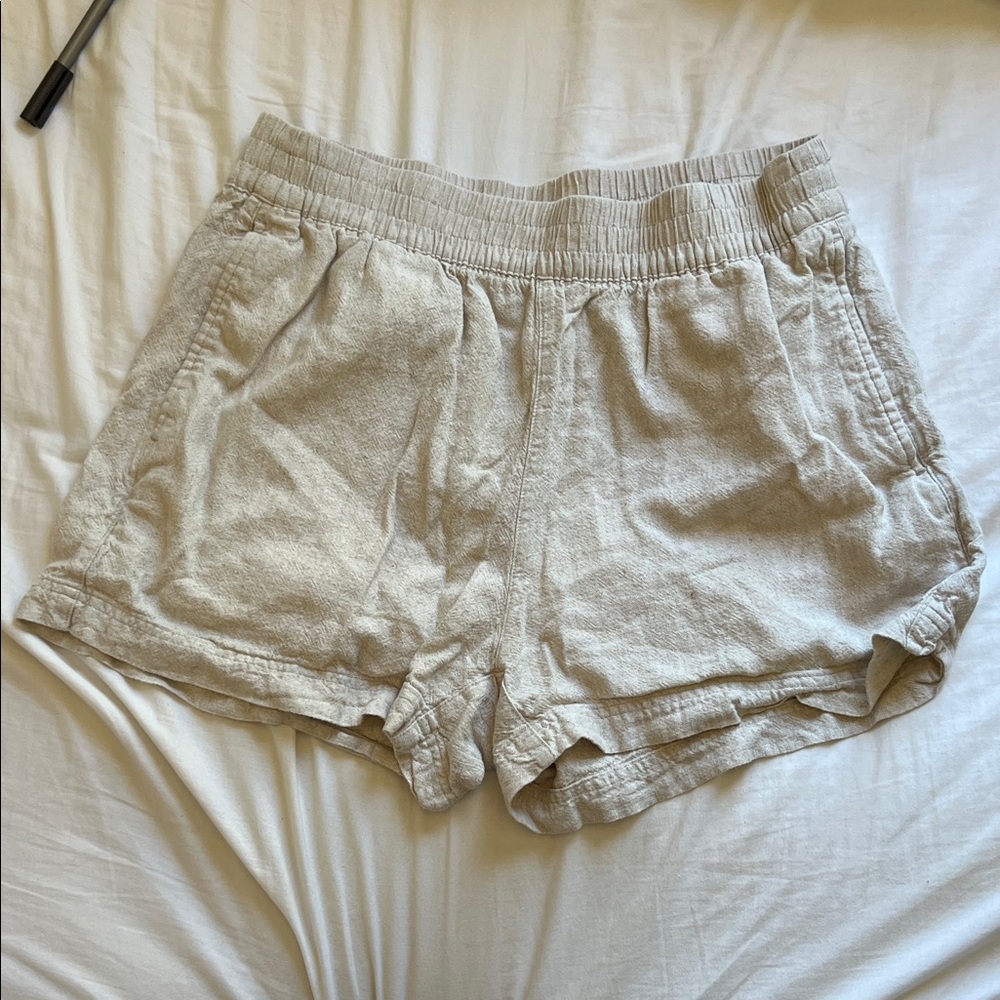 Old Navy Women's Linen Shorts - Light Gray